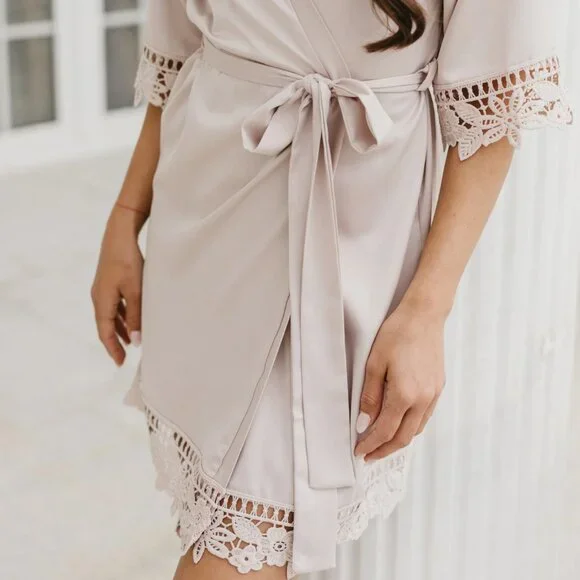 Lauren Lace Satin Robe, in Champagne, Size S/M - Picture 3 of 3